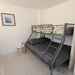90m2 Avec Terrasse, Vue Et Parking Gratuit